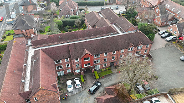 1 Bedroom Flat For Sale In Tudor Court, Midland Drive, Royal Sutton Coldfield, B72
