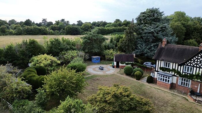 3 Bedroom Country House For Sale In Guildersfield, Hill Farm Road, Taplow, SL6