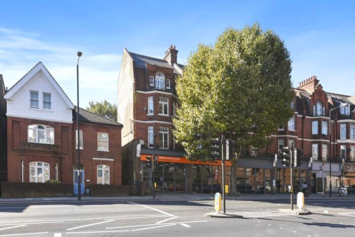 2 Bedroom Flat To Rent In Finchley Road London, NW3