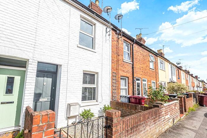 3 Bedroom Terraced House To Rent In Elm Park Road, Reading, RG30