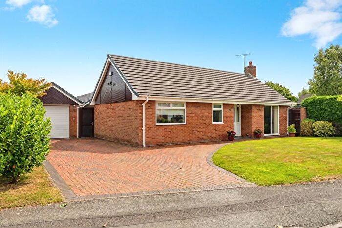 2 Bedroom Detached Bungalow For Sale In St. Peters Way, Mickle Trafford, Chester, CH2