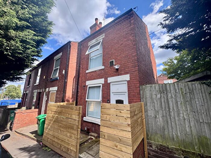 2 Bedroom House To Rent In Broxtowe Avenue, Cinderhill, NG8