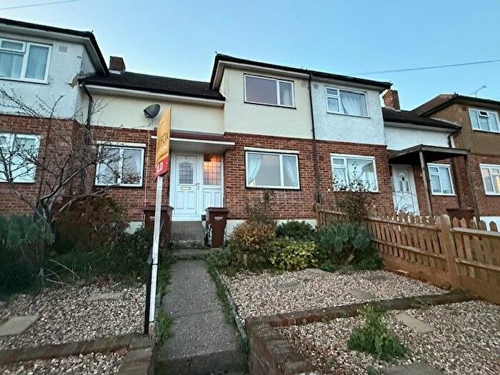 3 Bedroom Property To Rent In Madden Avenue, Chatham, ME5