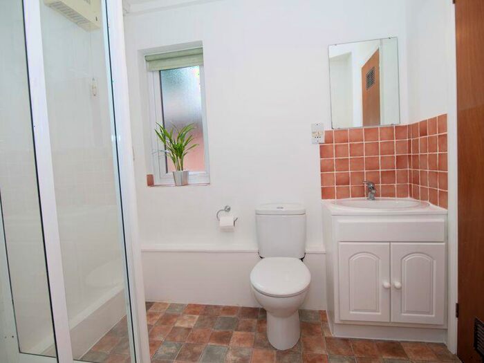 1 Bedroom Flat For Sale In Meadow Court, Felpham, PO22