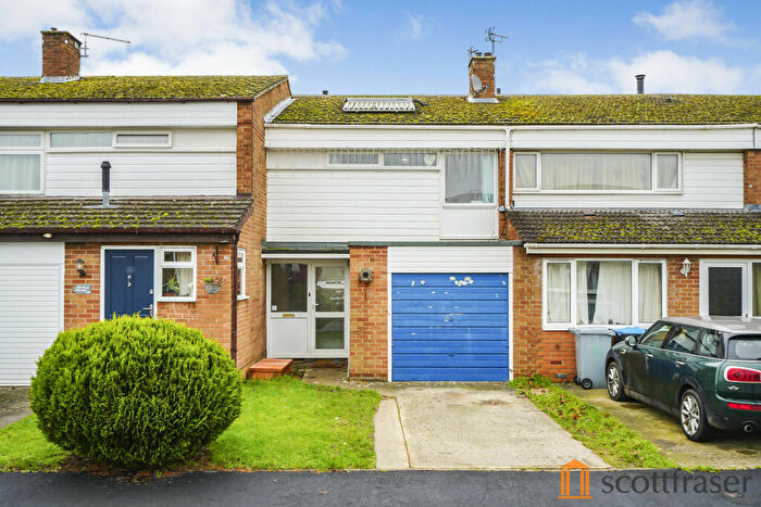 3 Bedroom Terraced House To Rent In Falstaff Close, Eynsham, OX29