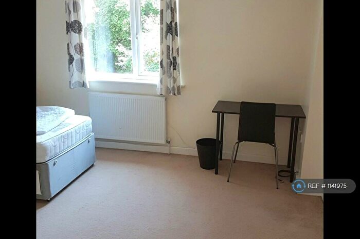 3 Bedroom End Of Terrace House To Rent In May Tree Close, Winchester, SO22