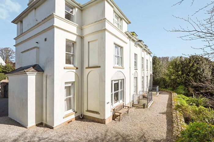 3 Bedroom Flat For Sale In Alverton Road, Penzance, Cornwall, TR18