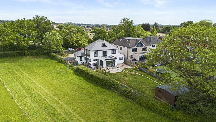 6 Bedroom Detached House For Sale In Edgwarebury Lane, Edgware, HA8