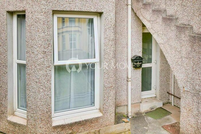 2 Bedroom Flat To Rent In Percy Terrace, Plymouth, PL4