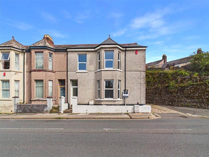 3 Bedroom End Of Terrace House For Sale In Wolseley Road, Plymouth, Devon, PL5