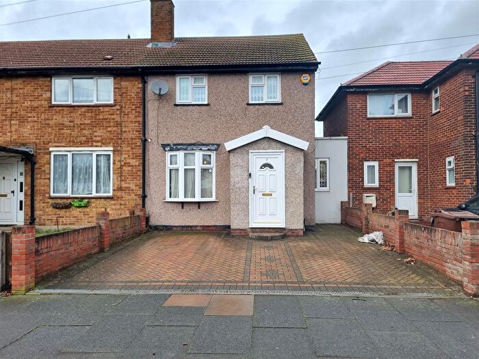 3 Bedroom End Terrace House For Sale In Bastable Avenue, Barking, IG11