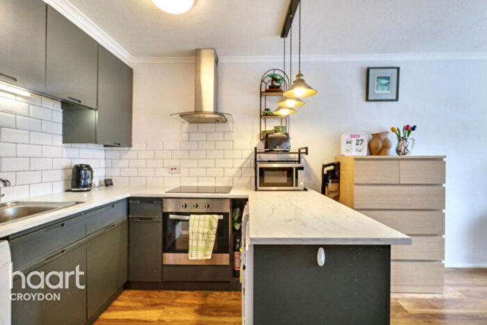 1 Bedroom Flat To Rent In The Retreat, Thornton Heath, CR7
