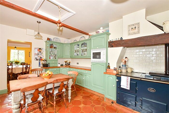 5 Bedroom Detached House For Sale In Picketts Lane, Uckfield, East Sussex, TN22