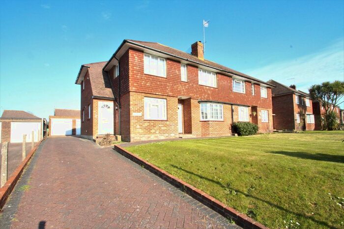 2 Bedroom Flat To Rent In Goring Street, Worthing, BN12