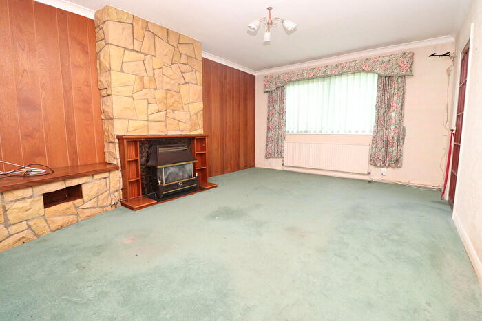2 Bedroom Semi-Detached Bungalow For Sale In Harewood Crescent, North Hykeham, LN6