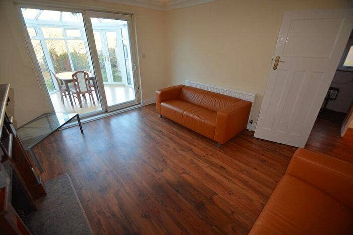 3 Bedroom House To Rent In St. Annes Road, Leeds, LS6