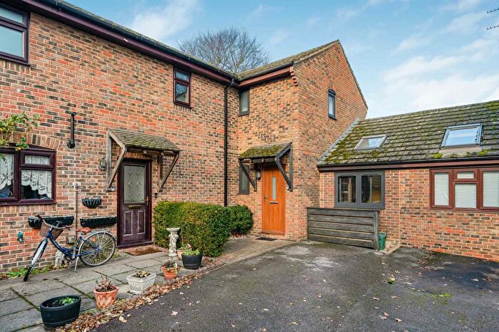 4 Bedroom Property For Sale In Ash Close, Watlington, OX49