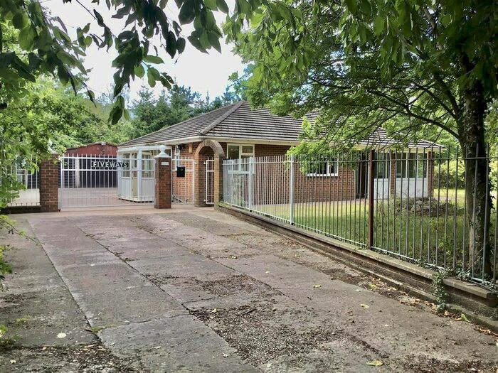 3 Bedroom Bungalow To Rent In St. Georges Road, Donnington, Telford, Shropshire TF2