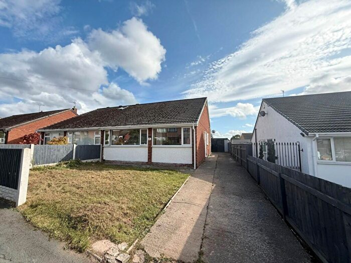 2 Bedroom Semi-Detached Bungalow For Sale In Cloverfield Gardens, Little Sutton, CH66