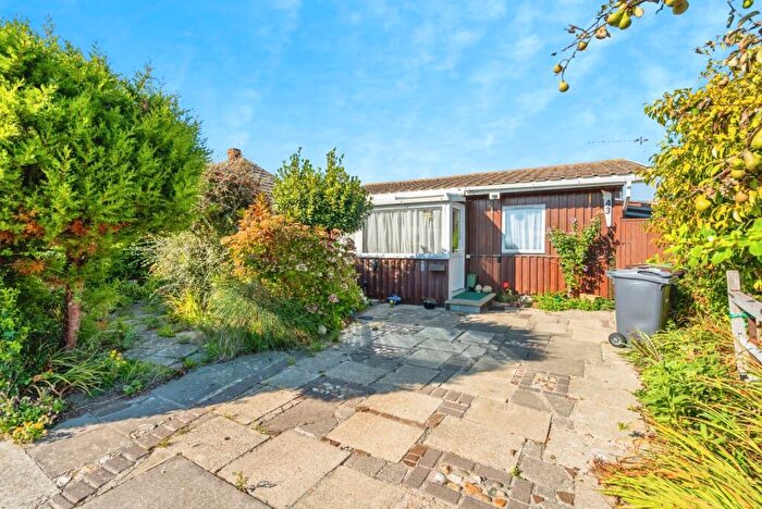 2 Bedroom Bungalow For Sale In Wheatlands Avenue, Hayling Island, Hampshire, PO11