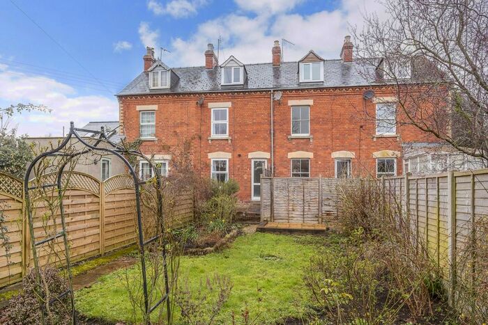 3 Bedroom Cottage To Rent In Stanley Downton, Stonehouse, GL10