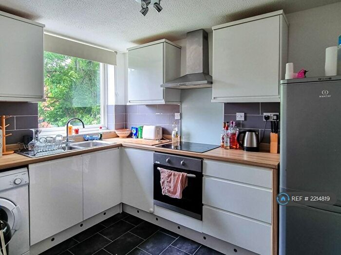 2 Bedroom Flat To Rent In St. Ann's Close, Newcastle Upon Tyne, NE1