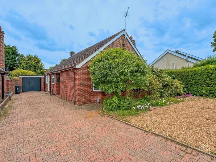 3 Bedroom Bungalow To Rent In Kings Road, Flitwick, MK45