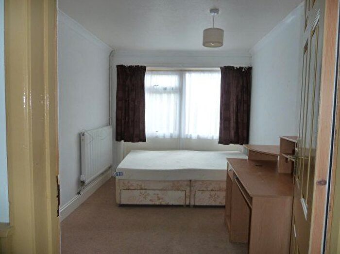 4 Bedroom Semi Detached House To Rent In Bawden Close, Canterbury, Kent, CT2