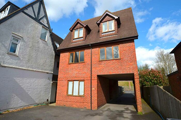 2 Bedroom Apartment To Rent In White Lion Road, Amersham, HP7