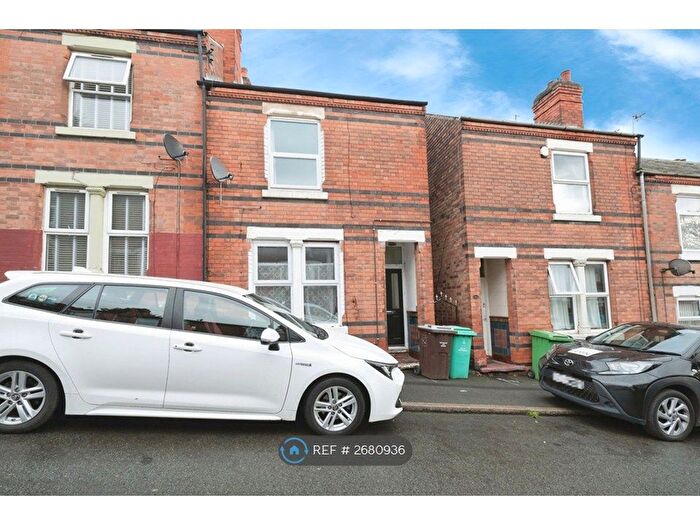 2 Bedroom Terraced House To Rent In Finsbury Avenue, Nottingham, NG2