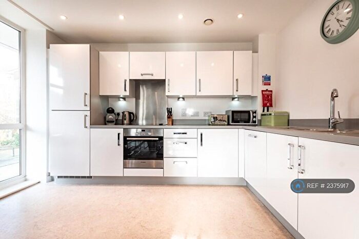 2 Bedroom Flat To Rent In Empress Heights, Southampton, SO14