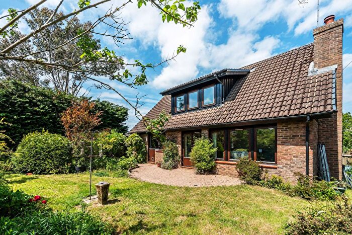 3 Bedroom Detached House To Rent In Fairmead Road, Marlpit Hill, Edenbridge, TN8