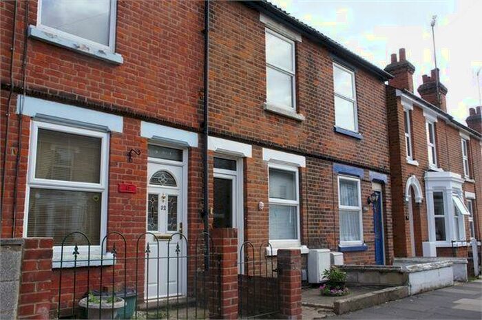3 Bedroom Terraced House To Rent In Barrington Road, Colchester, Essex., CO2
