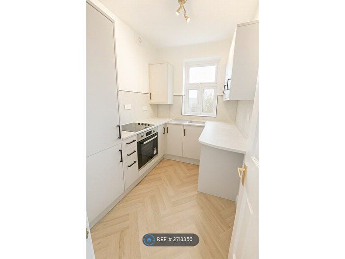 1 Bedroom Flat To Rent In Carter Knowle Road, Sheffield, S7