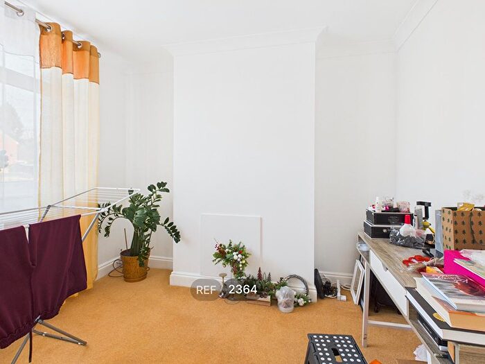 1 Bedroom Maisonette To Rent In Henniker Road, Ipswich, IP1