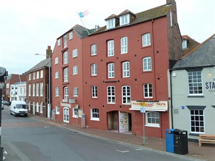 4 Bedroom Flat To Rent In The Quay, Poole, BH15