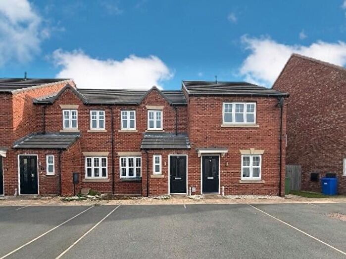 2 Bedroom Town House To Rent In Harper Hill Gardens, Harworth, Doncaster, DN11