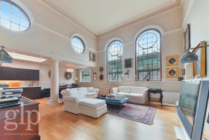 4 Bedroom Flat To Rent In Great Queen Street, Greater London, WC2B