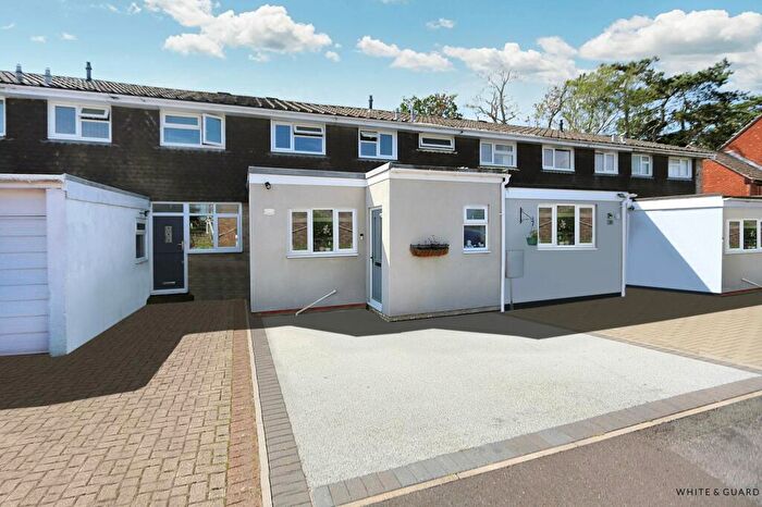 3 Bedroom Terraced House For Sale In Marlow Road, Bishops Waltham, SO32