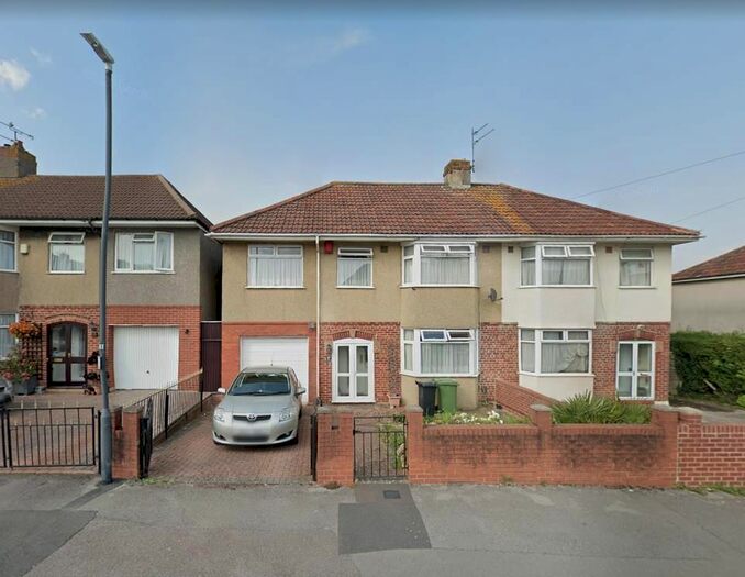 5 Bedroom Property To Rent In Stanley Avenue, Filton, Bristol, BS34