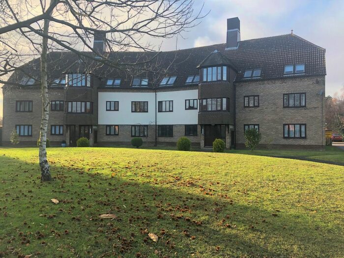 2 Bedroom Flat To Rent In York Road, Martlesham Heath, Ipswich IP5