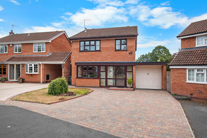 4 Bedroom Detached House For Sale In Cornfield Avenue, Stoke Heath, Bromsgrove, B60
