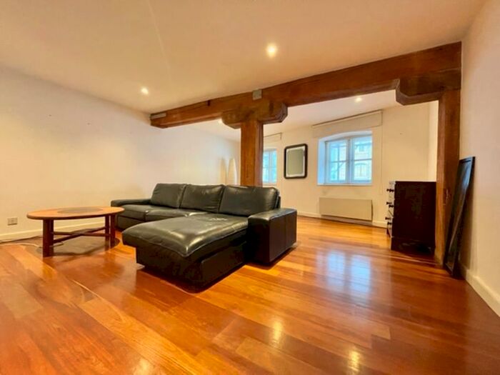 2 Bedroom Property To Rent In Mill Street, London, SE1