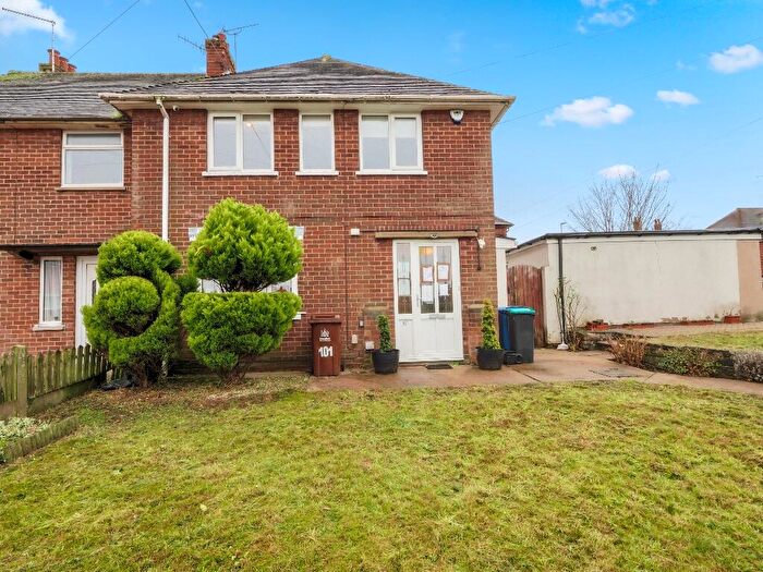 3 Bedroom Semi Detached House For Sale In Bancroft Lane, Mansfield, Nottinghamshire, NG18