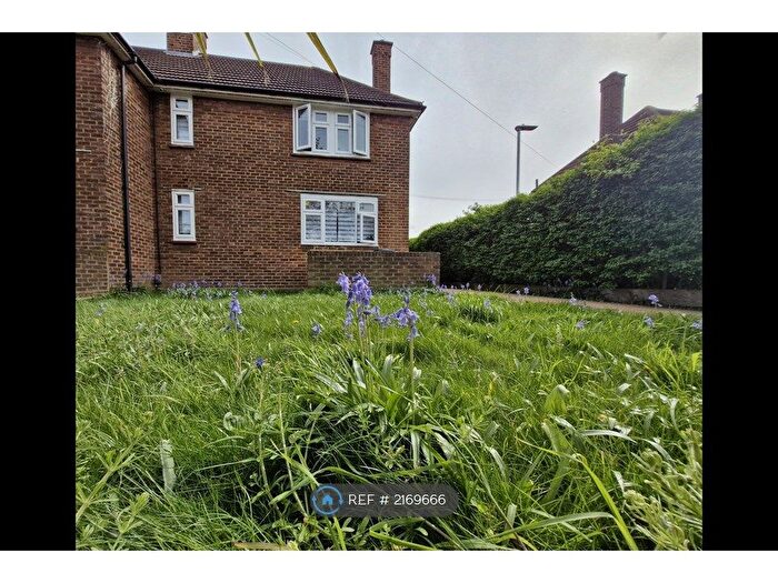 2 Bedroom Terraced House To Rent In Bevan Avenue, Barking, IG11