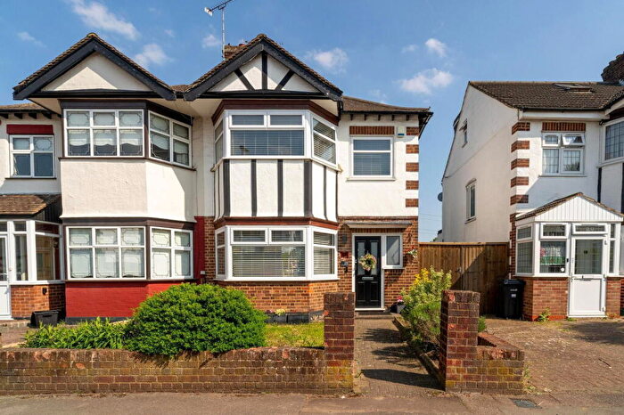 3 Bedroom Semi-Detached House For Sale In Deynecourt Gardens, London, E11