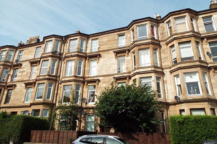 2 Bedroom Flat To Rent In Onslow Drive, Glasgow, G31