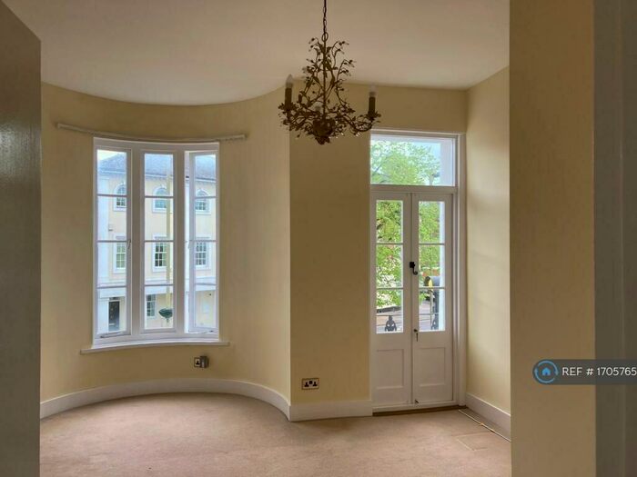 2 Bedroom Flat To Rent In Eastgate Street, Winchester, SO23