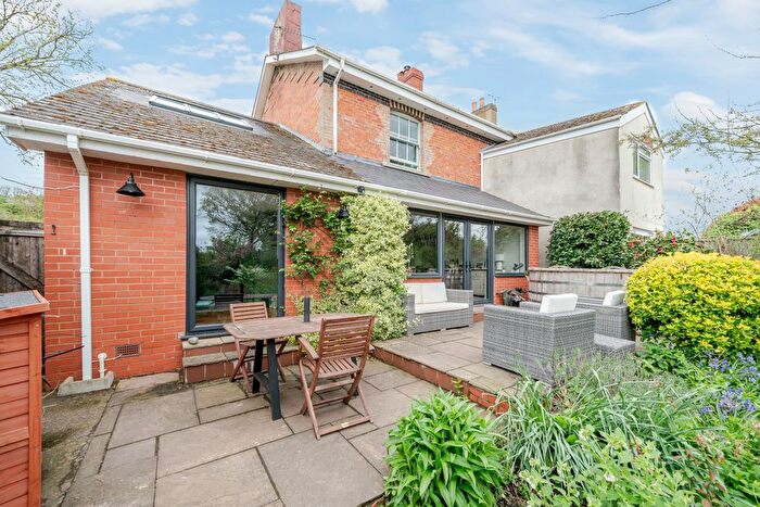 4 Bedroom Semi-Detached House For Sale In West Buckland, Wellington, TA21