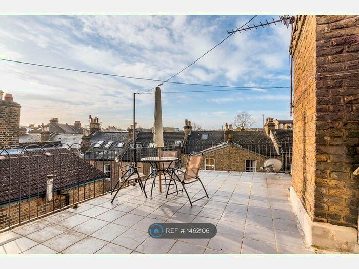 Studio To Rent In Tulse Hill, London, SW2